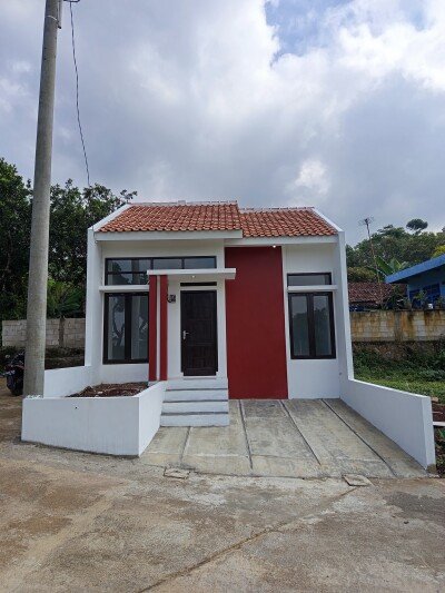 Rumah Komplek Murah Bandung Timur, Akses Jalan Lebar Masuk Mobil – Nyaman, Strategis, dan Terjangkau