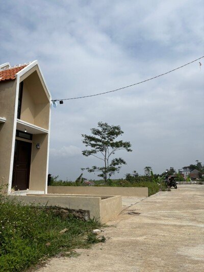 Cileunyi : Rumah KPR Strategis Dekat Tol