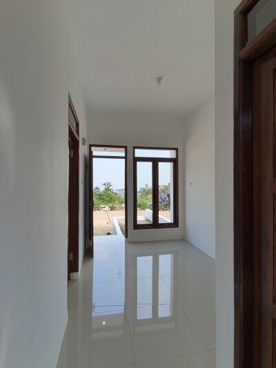 Rumah Adem di Kaki Gunung Bandung Timur